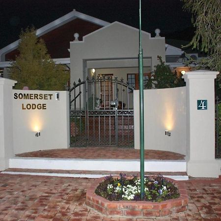 מונטאגו Somerset Lodge מראה חיצוני תמונה